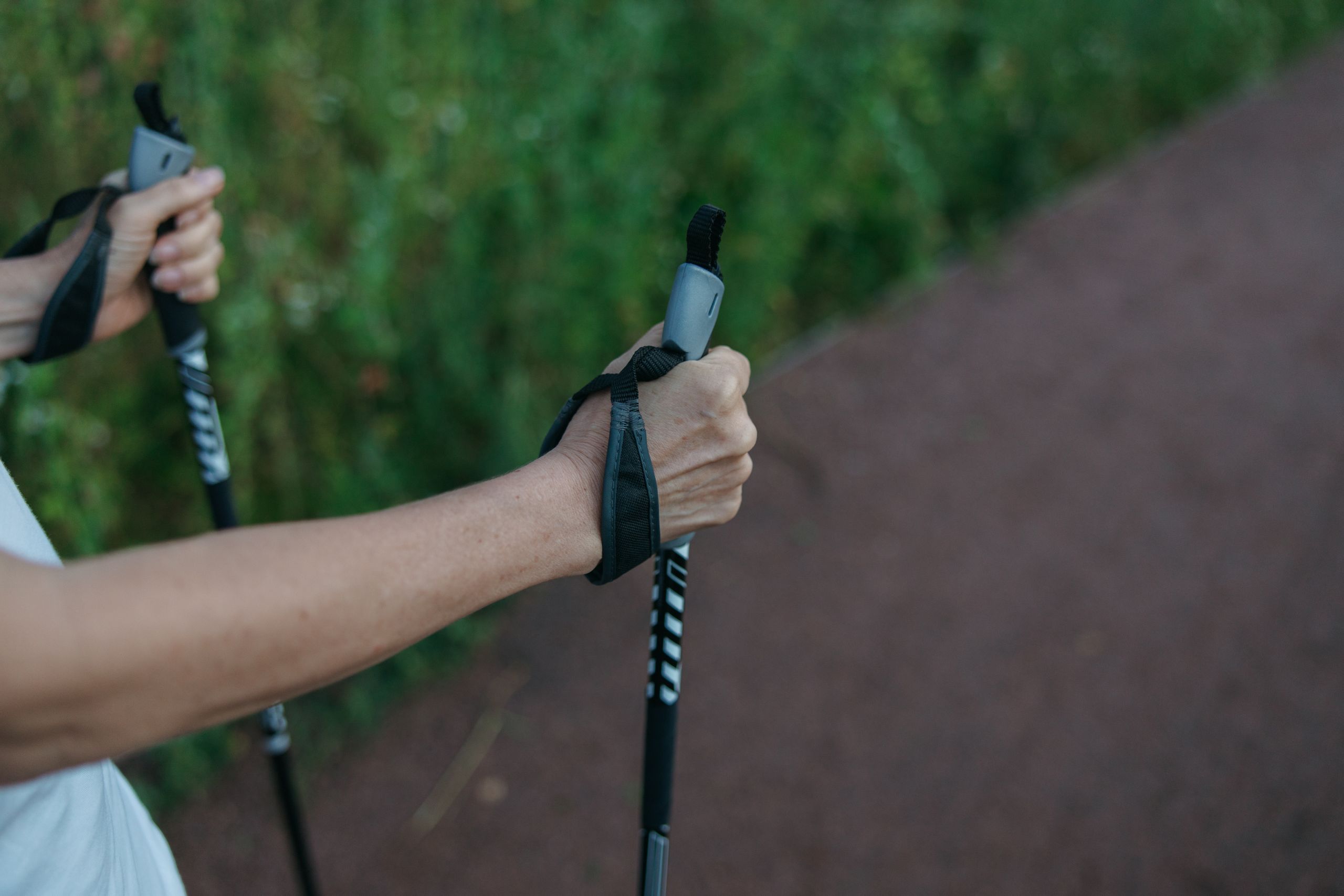 Kije do Nordic Walking – jak dobrać wysokość do wzrostu?