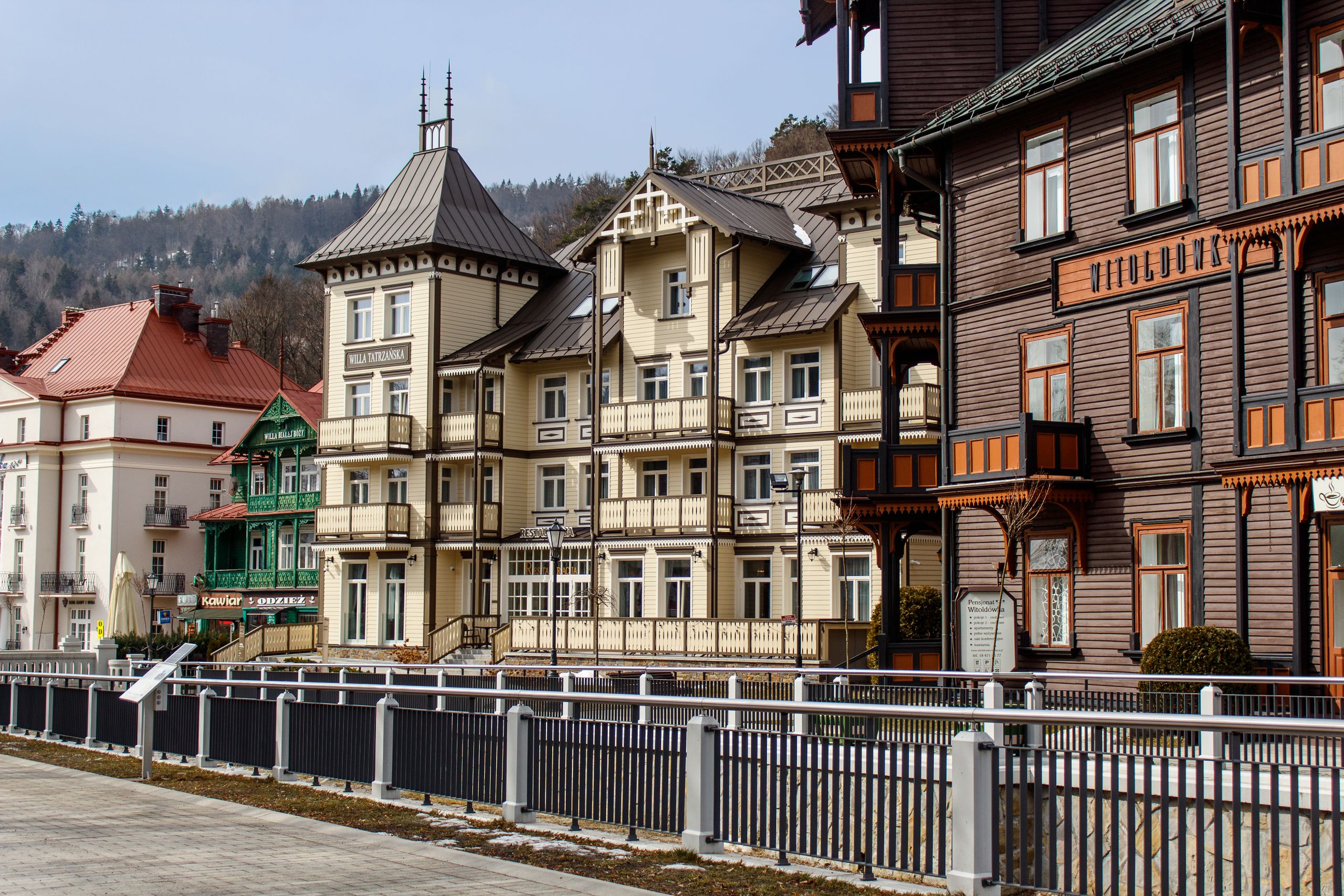 Ranking Sanatoriów w Krynicy-Zdroju 2026: Gdzie najlepiej się leczyć?